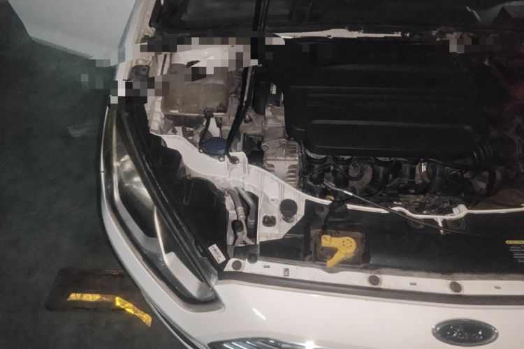 Used Ford Escort 2015 1.5L Automatic Fashion Model Engine Bay Right
