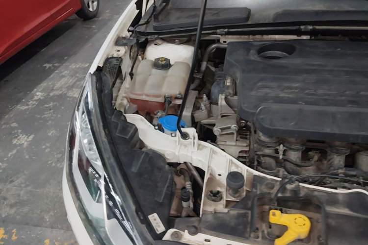 Used Ford Escort 2015 1.5L Automatic Fashion Model Engine Bay Right