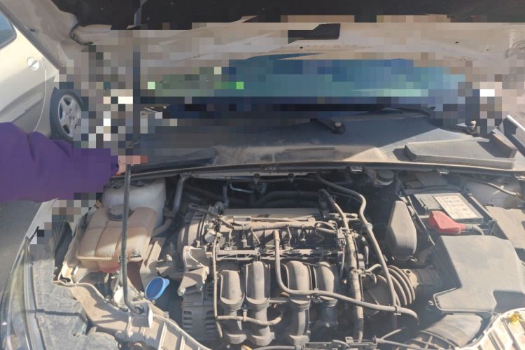 Used Ford Escort 2015 1.5L Automatic Comfort Edition Engine Bay Right