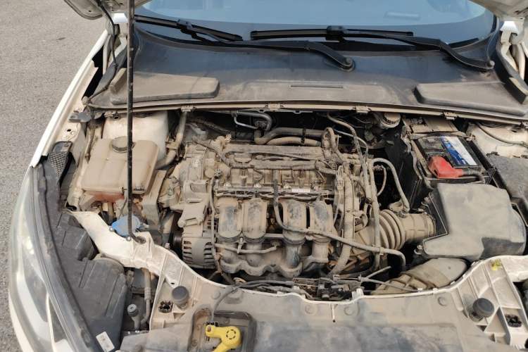 Used Ford Escort 2015 1.5L Manual Fashion Edition Engine Bay Right