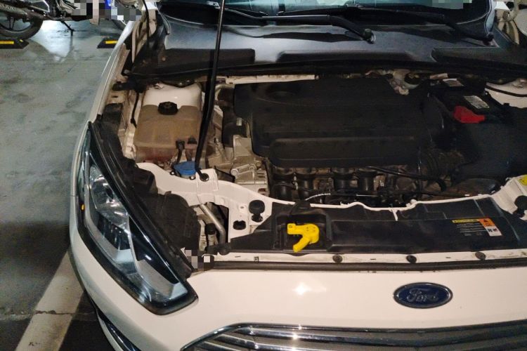 Used Ford Escort 2015 1.5L Automatic Fashion Model Engine Bay Right