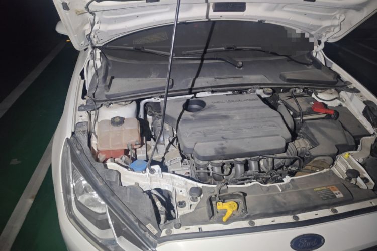 Used Ford Escort 2015 1.5L Automatic Fashion Model Engine Bay Right