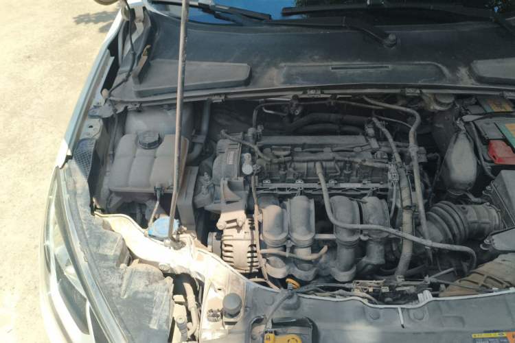 Used Ford Escort 2015 1.5L Automatic Comfort Edition Engine Bay Right