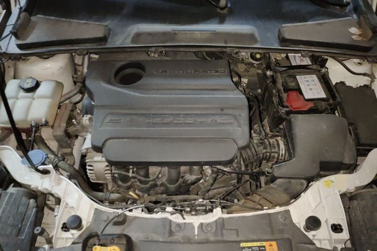 Used Ford Escort 2015 1.5L Manual Comfort Model Engine Bay