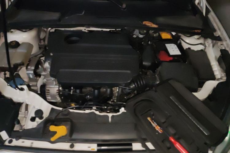 Used Ford Escort 2015 1.5L Automatic Fashion Model Engine Bay