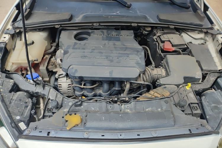 Used Ford Escort 2015 1.5L Manual Comfort Model Engine Bay