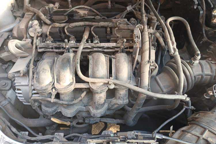 Used Ford Escort 2015 1.5L Manual Comfort Model Engine Bay