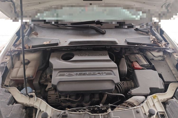 Used Ford Escort 2015 1.5L Automatic Comfort Edition Engine Bay