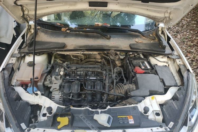 Used Ford Escort 2015 1.5L Manual Comfort Model Engine Bay