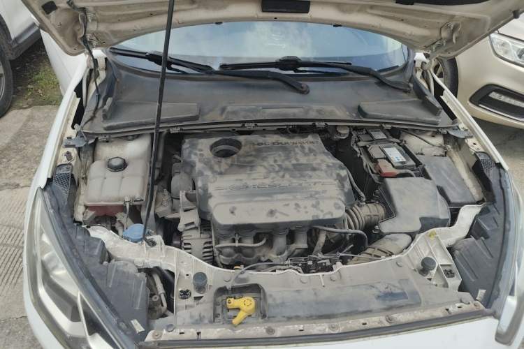 Used Ford Escort 2015 1.5L Manual Fashion Edition Engine Bay