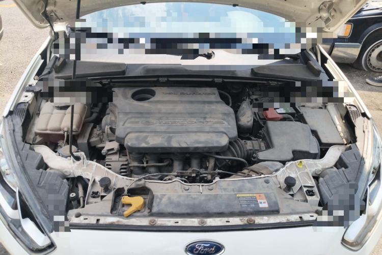 Used Ford Escort 2015 1.5L Automatic Comfort Edition Engine Bay