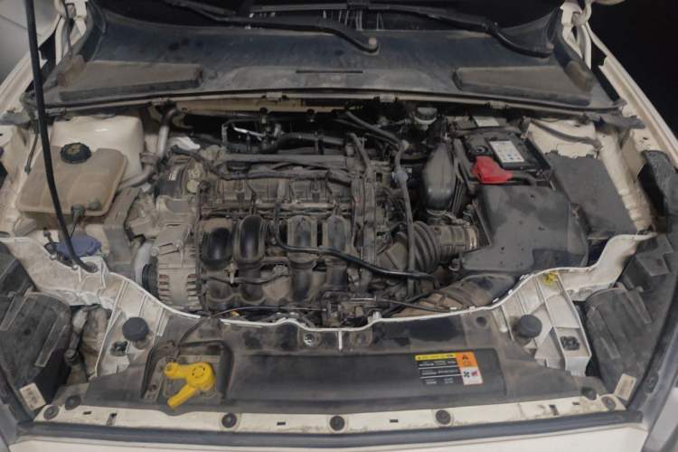 Used Ford Escort 2015 1.5L Automatic Comfort Edition Engine Bay