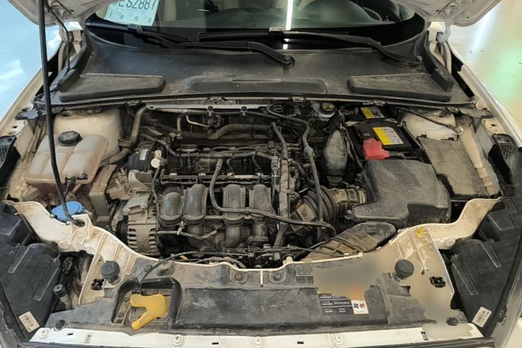 Used Ford Escort 2015 1.5L Automatic Comfort Edition Engine Bay