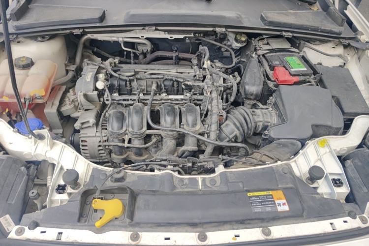 Used Ford Escort 2015 1.5L Automatic Fashion Model Engine Bay