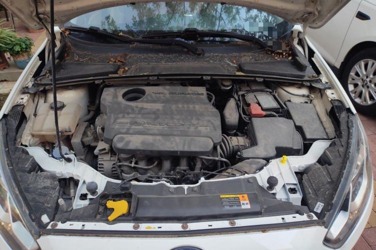 Used Ford Escort 2015 1.5L Automatic Comfort Edition Engine Bay
