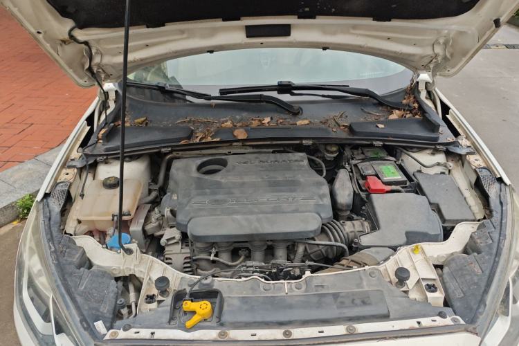 Used Ford Escort 2015 1.5L Automatic Fashion Model Engine Bay