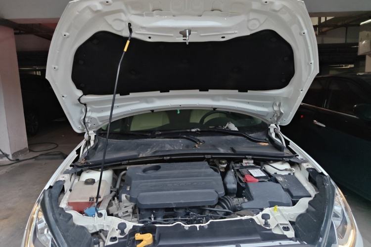 Used Ford Escort 2015 1.5L Automatic Comfort Edition Engine Bay