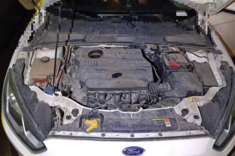 Used Ford Escort 2015 1.5L Manual Comfort Model Engine Bay