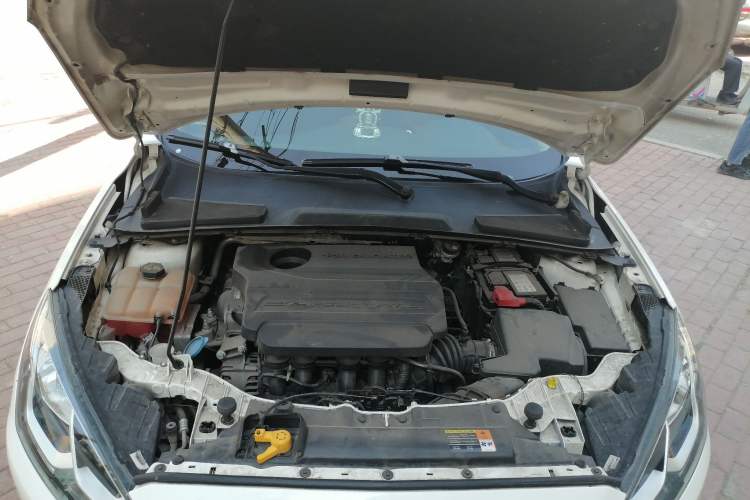 Used Ford Escort 2015 1.5L Manual Fashion Edition Engine Bay