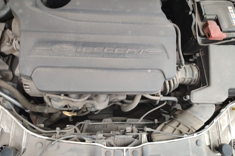 Used Ford Escort 2015 1.5L Manual Comfort Model Engine Bay