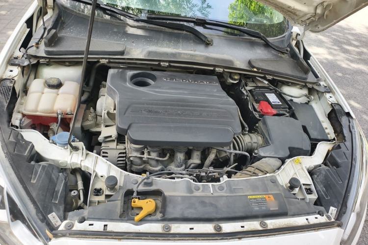Used Ford Escort 2015 1.5L Manual Comfort Model Engine Bay