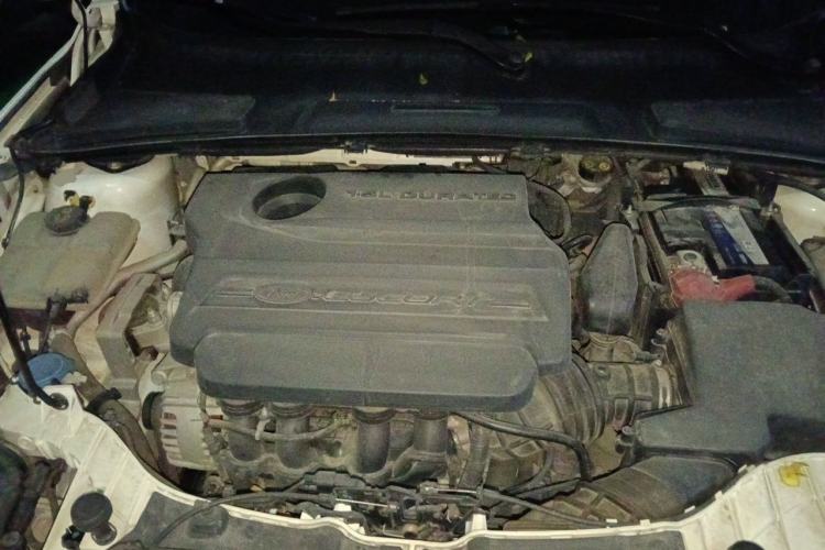 Used Ford Escort 2015 1.5L Automatic Fashion Model Engine Bay