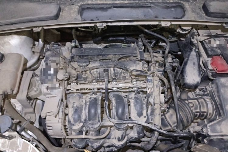 Used Ford Escort 2015 1.5L Automatic Comfort Edition Engine Bay