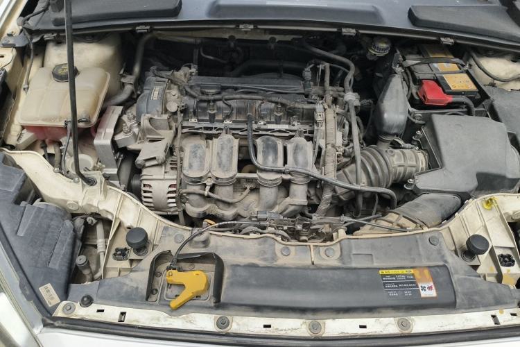 Used Ford Escort 2015 1.5L Automatic Fashion Model Engine Bay