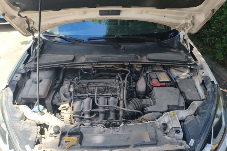 Used Ford Escort 2015 1.5L Automatic Comfort Edition Engine Bay