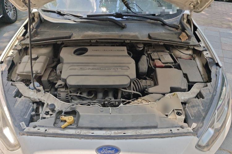 Used Ford Escort 2015 1.5L Automatic Comfort Edition Engine Bay