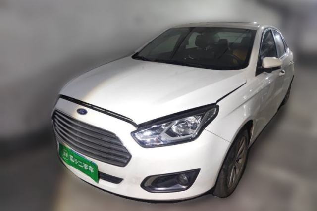 Used Ford Escort 2015 1.5L Automatic Fashion Model