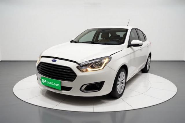 Used Ford Escort 2015 1.5L Automatic Fashion Model