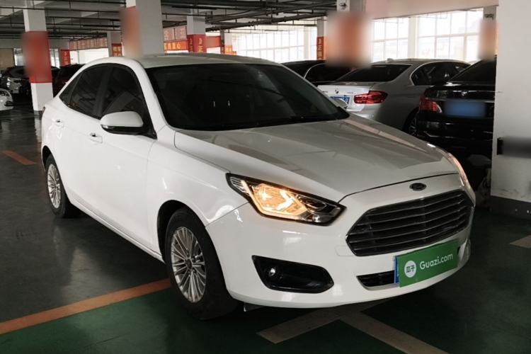 Used Ford Escort 2015 1.5L Automatic Comfort Edition Exterior 1