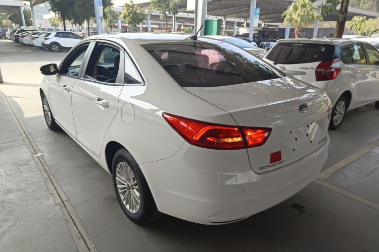 Used Ford Escort 2015 1.5L Automatic Comfort Edition Exterior 2