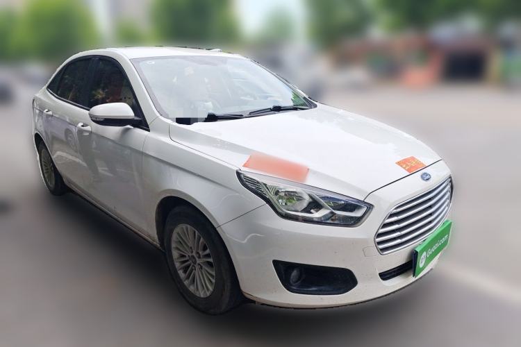 Used Ford Escort 2015 1.5L Automatic Comfort Edition Exterior 2