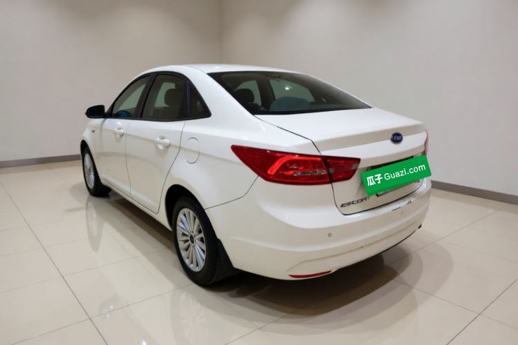 Used Ford Escort 2015 1.5L Automatic Comfort Edition Exterior 3