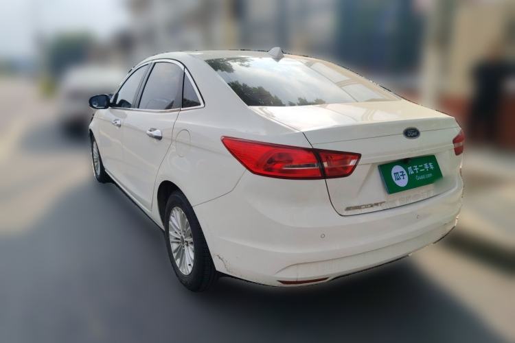 Used Ford Escort 2015 1.5L Manual Comfort Model Exterior 3
