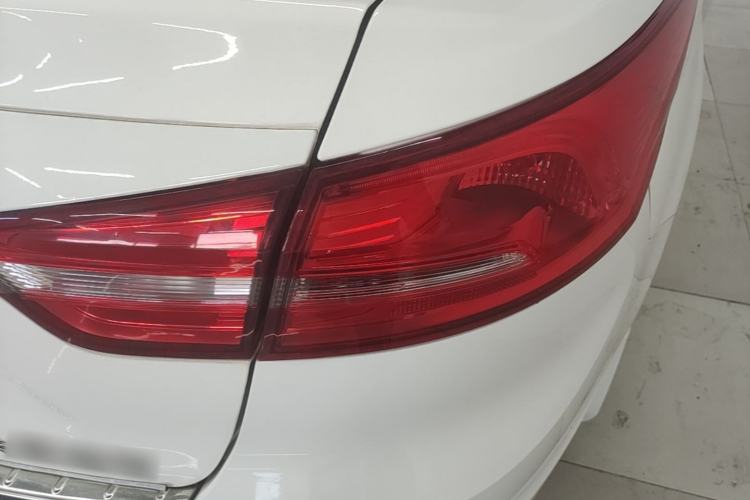 Used Ford Escort 2015 1.5L Automatic Fashion Model Exterior 3