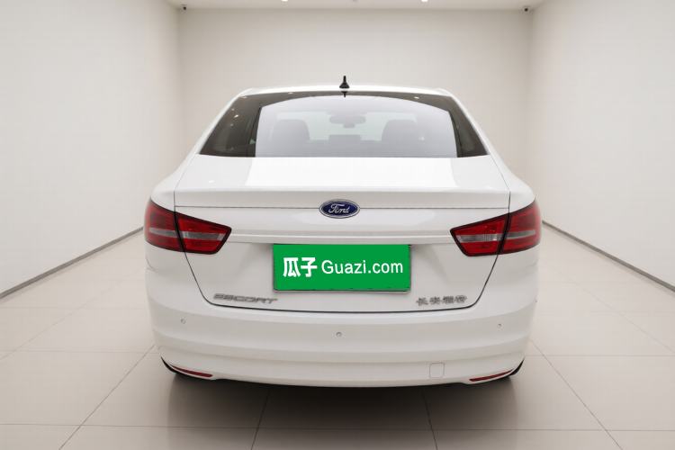 Used Ford Escort 2015 1.5L Automatic Comfort Edition Exterior 4