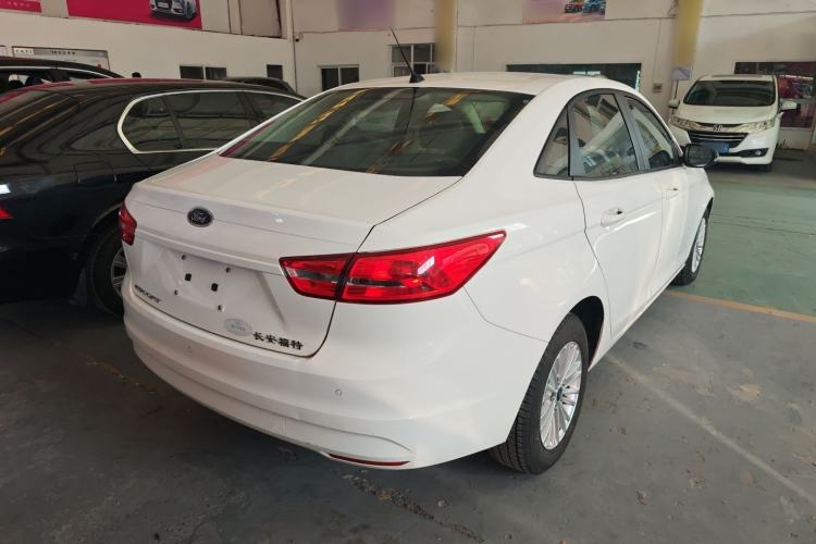 Used Ford Escort 2015 1.5L Manual Comfort Model Exterior 4