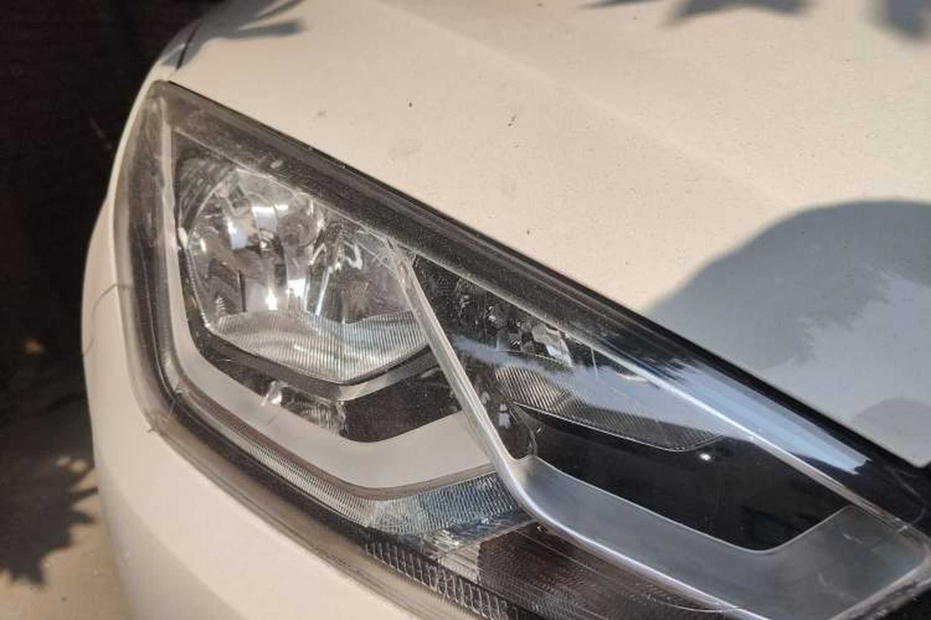 Used Ford Escort 2015 1.5L Manual Fashion Edition Exterior 6