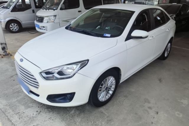 Ford Escort 2015 1.5L Automatic Comfort Edition usado