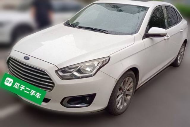 Used Ford Escort 2015 1.5L Manual Fashion Edition