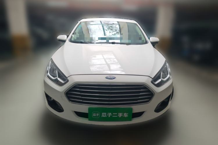 Used Ford Escort 2015 1.5L Automatic Comfort Edition Front