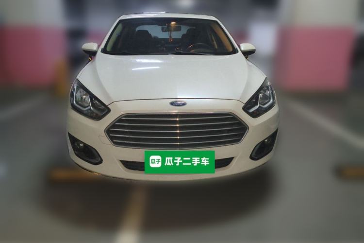 Used Ford Escort 2015 1.5L Automatic Fashion Model Front