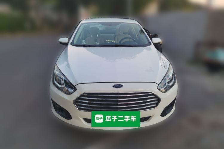 Used Ford Escort 2015 1.5L Manual Comfort Model Front