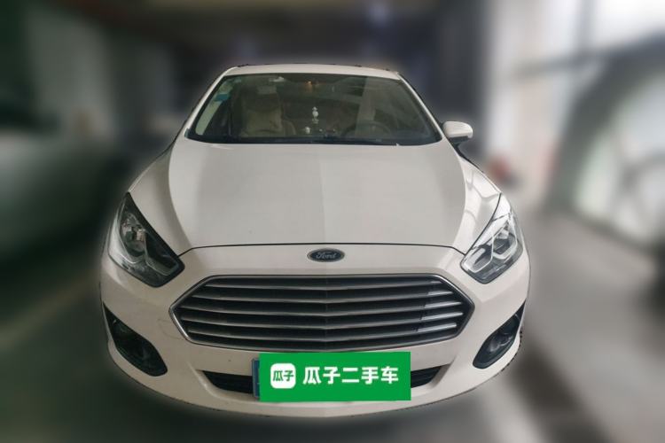 Used Ford Escort 2015 1.5L Automatic Comfort Edition Front