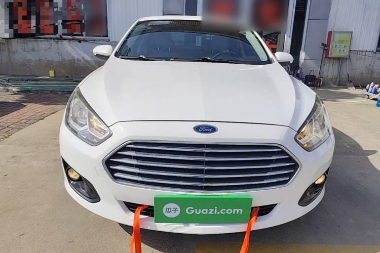 Used Ford Escort 2015 1.5L Automatic Comfort Edition Front