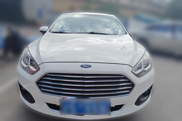 Used Ford Escort 2015 1.5L Automatic Comfort Edition Front
