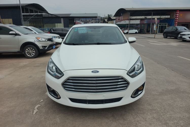 Used Ford Escort 2015 1.5L Automatic Fashion Model Front